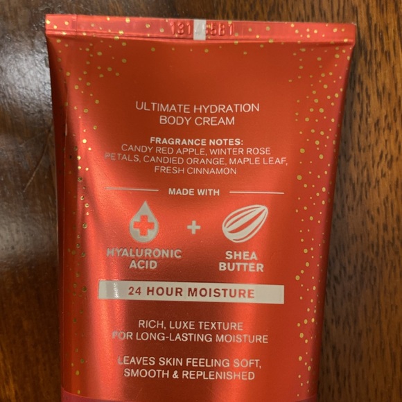 Bath and body works winter candy apple 🍎 ultra hydration body cream 8 oz / 226g - Picture 6 of 8